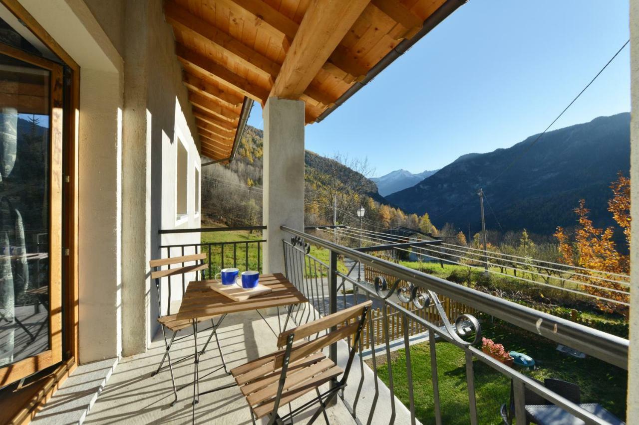 Lo Metcho Dou Bino Apartment Antey-Saint-Andre Exterior photo