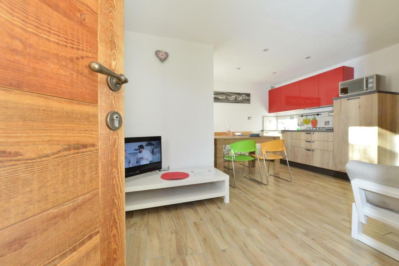 Lo Metcho Dou Bino Apartment Antey-Saint-Andre Exterior photo